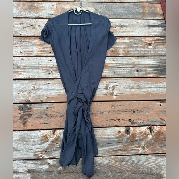 Vetta Capsule Short Wrap Dress - Picture 2 of 3